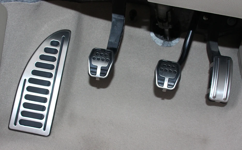 Педали на машине: Педали в машине автомат: с какой стороны газ и тормоз