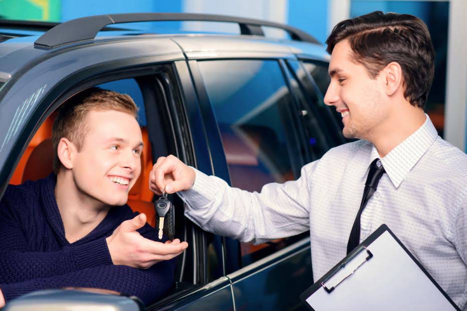 Сдача в аренду автомобиля: Как сдать машину в аренду, можно ли заработать на аренде авто?