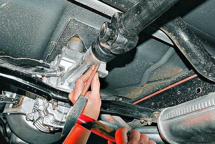 Для чего нужна карданная передача на автомобиле: Карданная передача автомобиля – назначение, виды и схемы