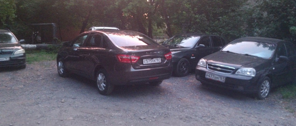 Штраф за блокировку автомобиля во дворе: Что делать, если машину заперли на парковке :: Autonews