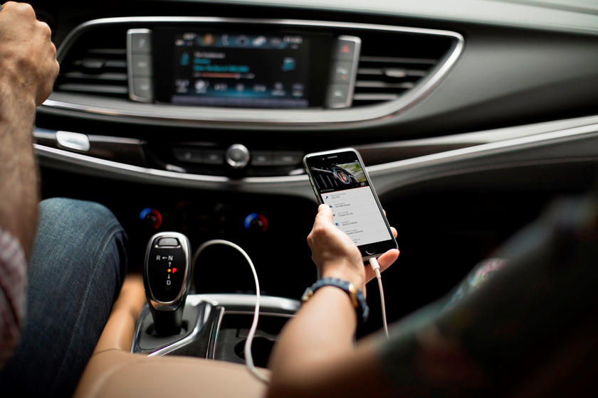 Синхронизация телефона с автомобилем. Car smartphone Mirroring. Connect your Phone to your car. Интернет в машине через телефон