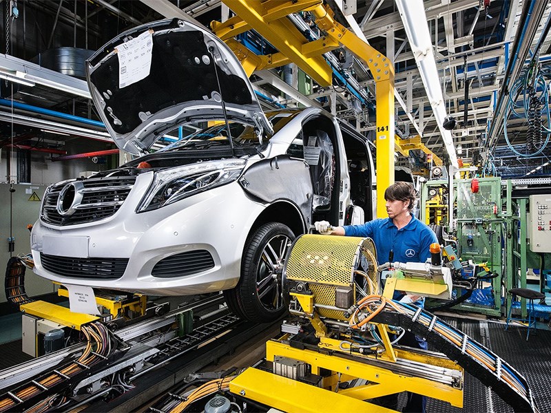 Где собирается мерседес: В России открылся завод легковых автомобилей Mercedes-Benz