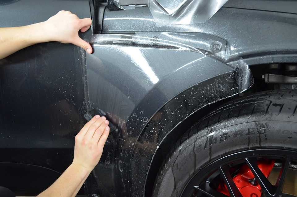 Защита автомобиля от сколов и царапин: Как защитить ЛКП кузова от сколов и царапин?