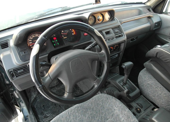 Тюнинг салона паджеро 2: Тюнинг Mitsubishi Pajero 2 поколение