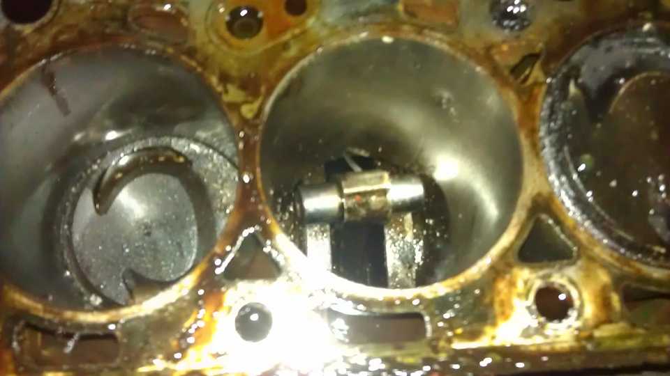 Стуканул двигатель признаки: Стуканул двигатель, что это такое? Что в этом случае делать, и какие могут быть причины