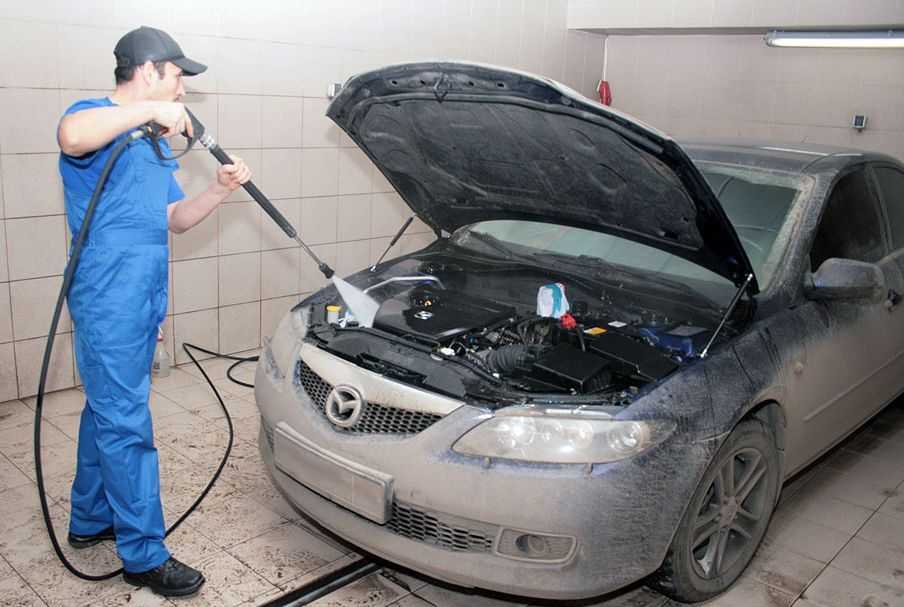 Чем вымыть двигатель автомобиля в домашних условиях: Как помыть двигатель автомобиля самостоятельно: пошаговая инструкция