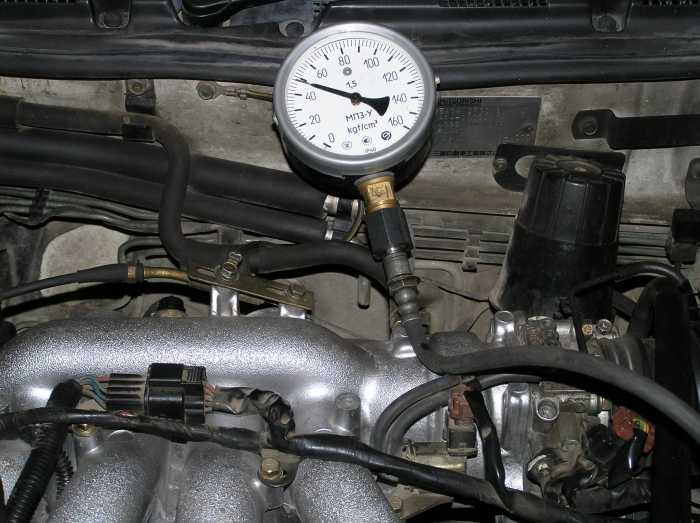 Измерение давления масла в двигателе: Как проверить давление масла в двигателе. Причины падения давления в смазочной системе мотора