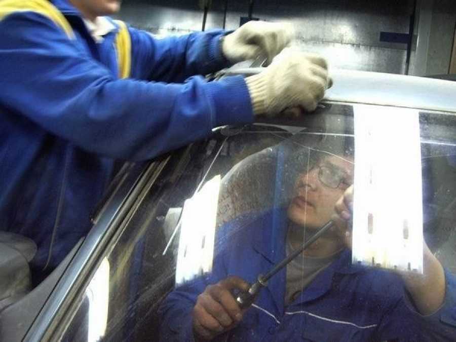 Ремонт стёкол автомобиля своими руками: Ремонт автостекл своими руками: пошаговая инструкция с видео