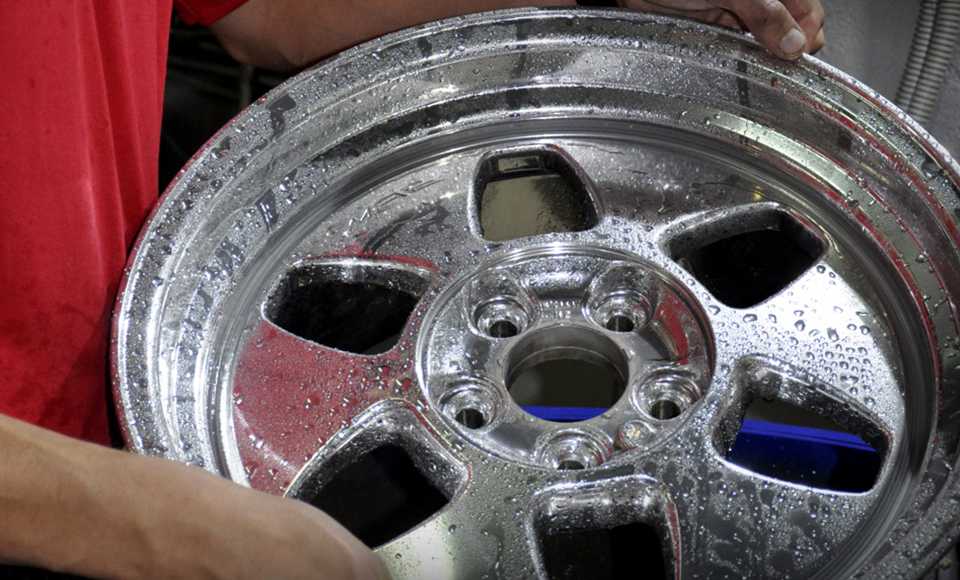 Как снять диск с колеса автомобиля: Как снять резину с диска самому, снятие шины с колеса автомобиля