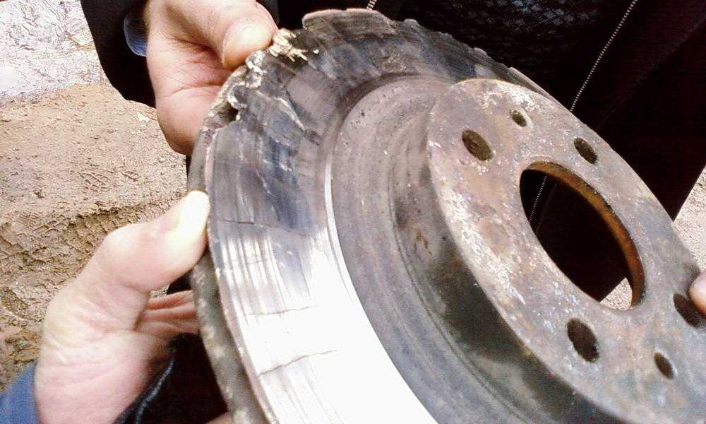 Сильно греются тормозные диски: Возможные причины нагревания передних тормозных дисков