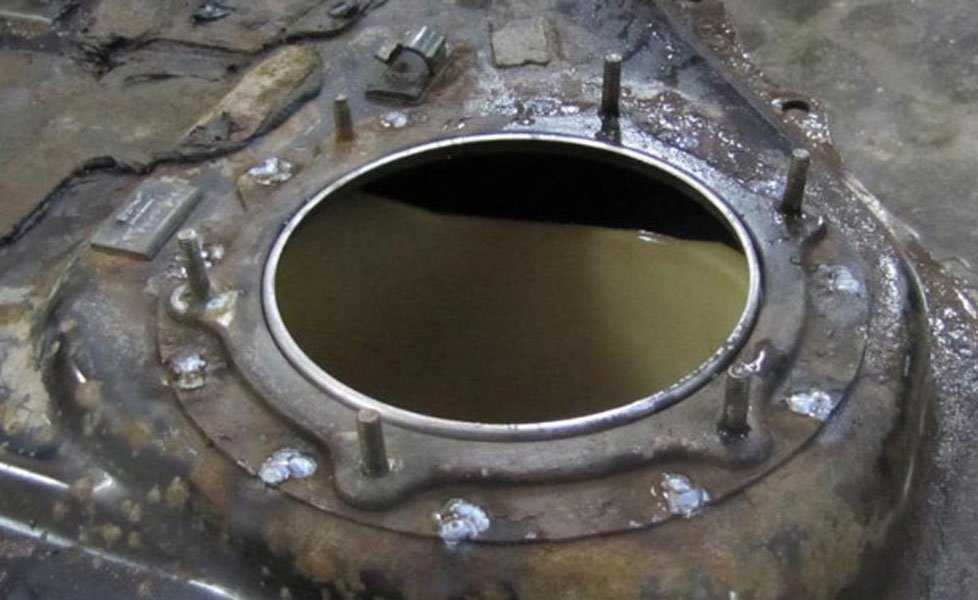 Чем удалить воду из бензобака: Как удалить воду из бензобака автомобиля легко и просто