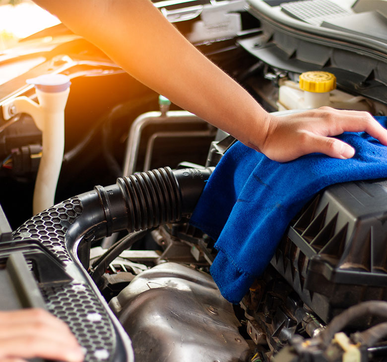 Как помыть мотор автомобиля своими руками: Как помыть двигатель автомобиля самостоятельно в домашних условиях (инструкция + видео)