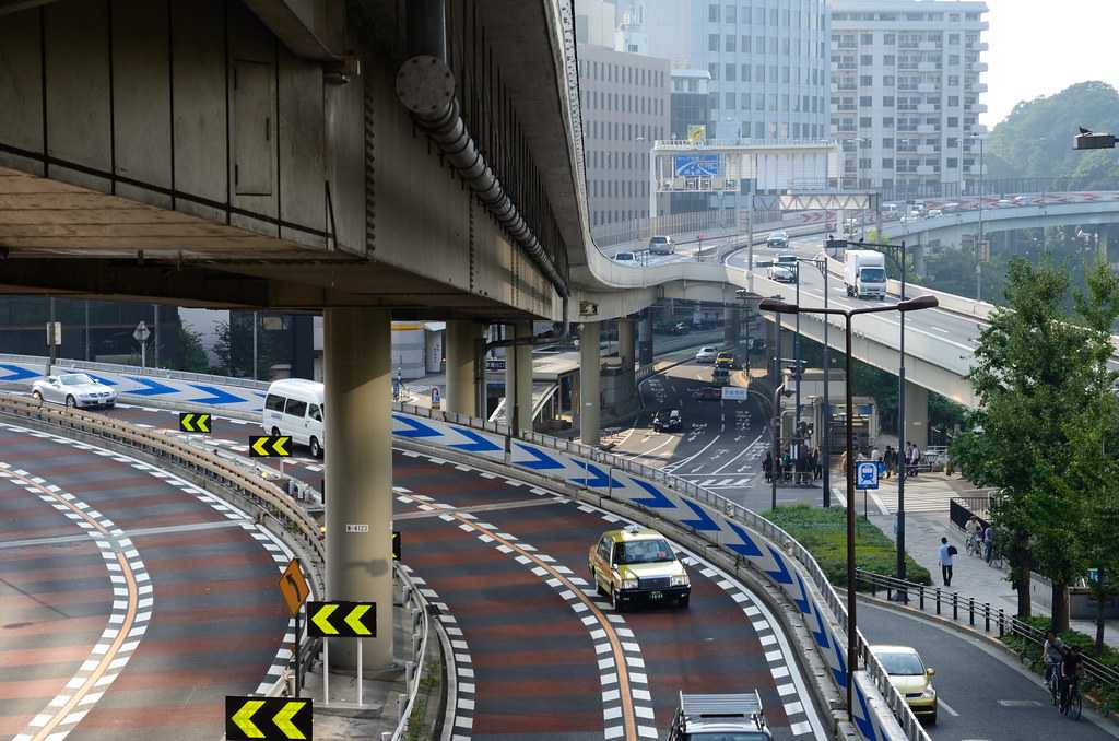 Какое движение в японии на дорогах: Дорожное движение в Японии: proboknet — LiveJournal