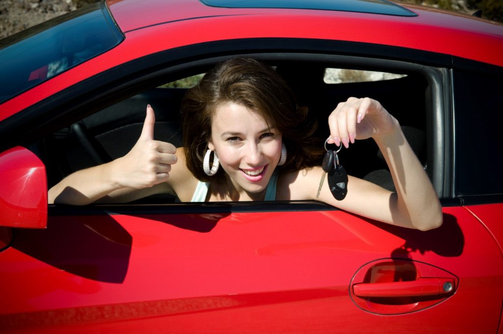 Авто для новичка женщины: Какую первую машину купить 🚘 — ТОП-5 лучших авто для новичка