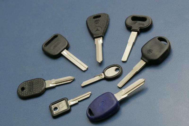 Ключи для автомобиля: Изготовление ключей для автомобиля | Цены на чип ключи в Москве
