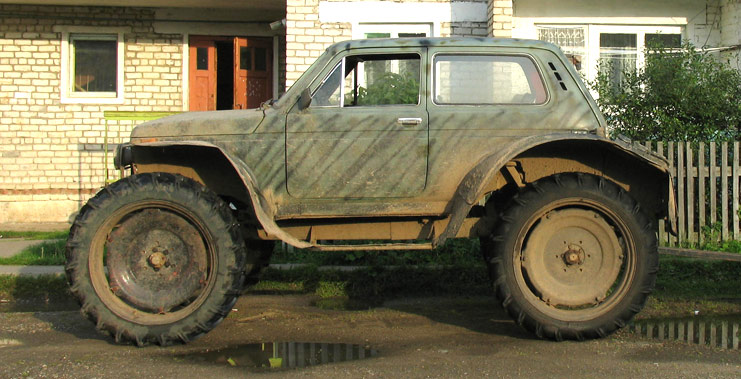 Нива на уазовских колесах: 4x4 2121 1996 , 21213, , 800 , 1.6 , /, ,