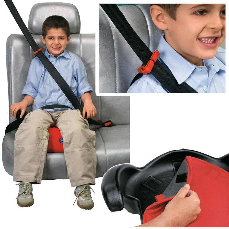 Как крепится ребенок. Автокресло-бустер 4-12 Чико. Фиксатор ремня детского автокресла. Ремень для бустера. Детские ремни безопасности для автомобиля.