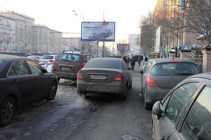 Сколько стоит штраф за езду по тротуару: Какой штраф ГИБДД за езду по тротуару в 2022 году, за движение на машине по пешеходной дорожке