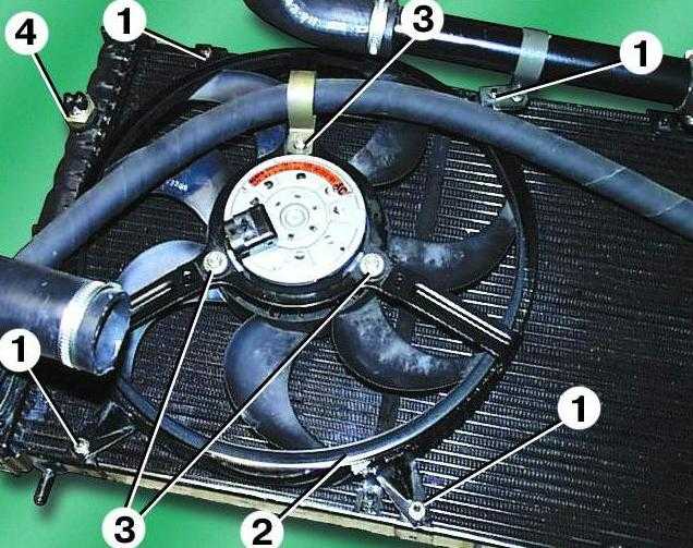 На холодную включается вентилятор охлаждения: Почему срабатывает вентилятор охлаждения на холодном двигателе
