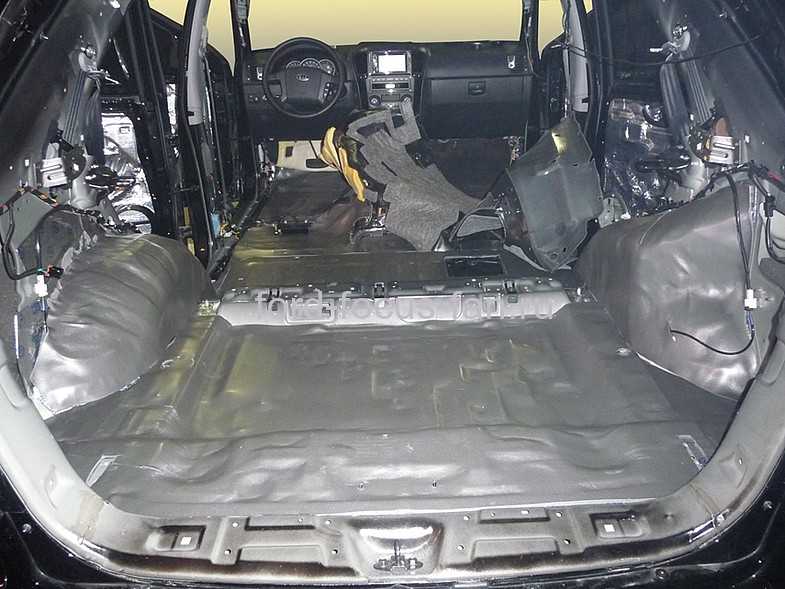Утепление салона автомобиля своими руками: Перевірка браузера, будь ласка, зачекайте...