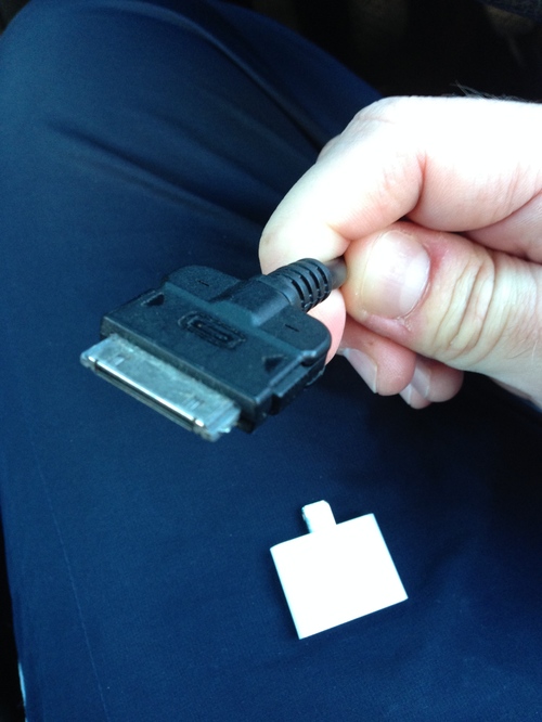 Как подключить телефон к магнитофону через usb: Как подключить телефон к магнитоле через USB кабель?