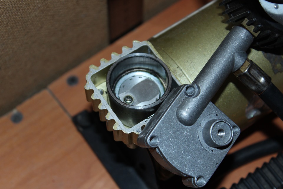 Как устроен автомобильный компрессор для накачки шин: Как отремонтировать автомобильный насос своими руками