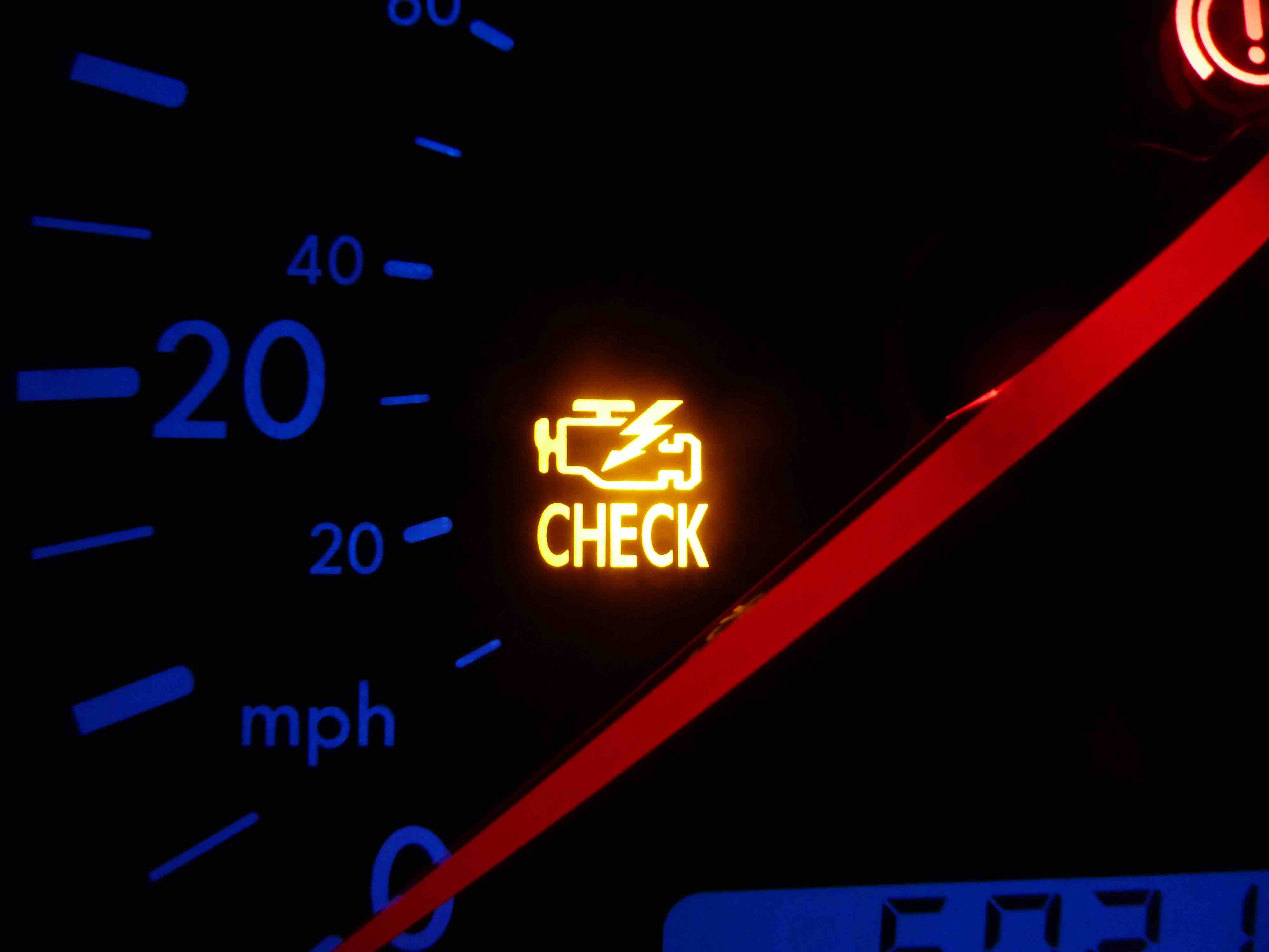 Индикатор check engine: Что делать, если в автомобиле загорелся индикатор Check Engine