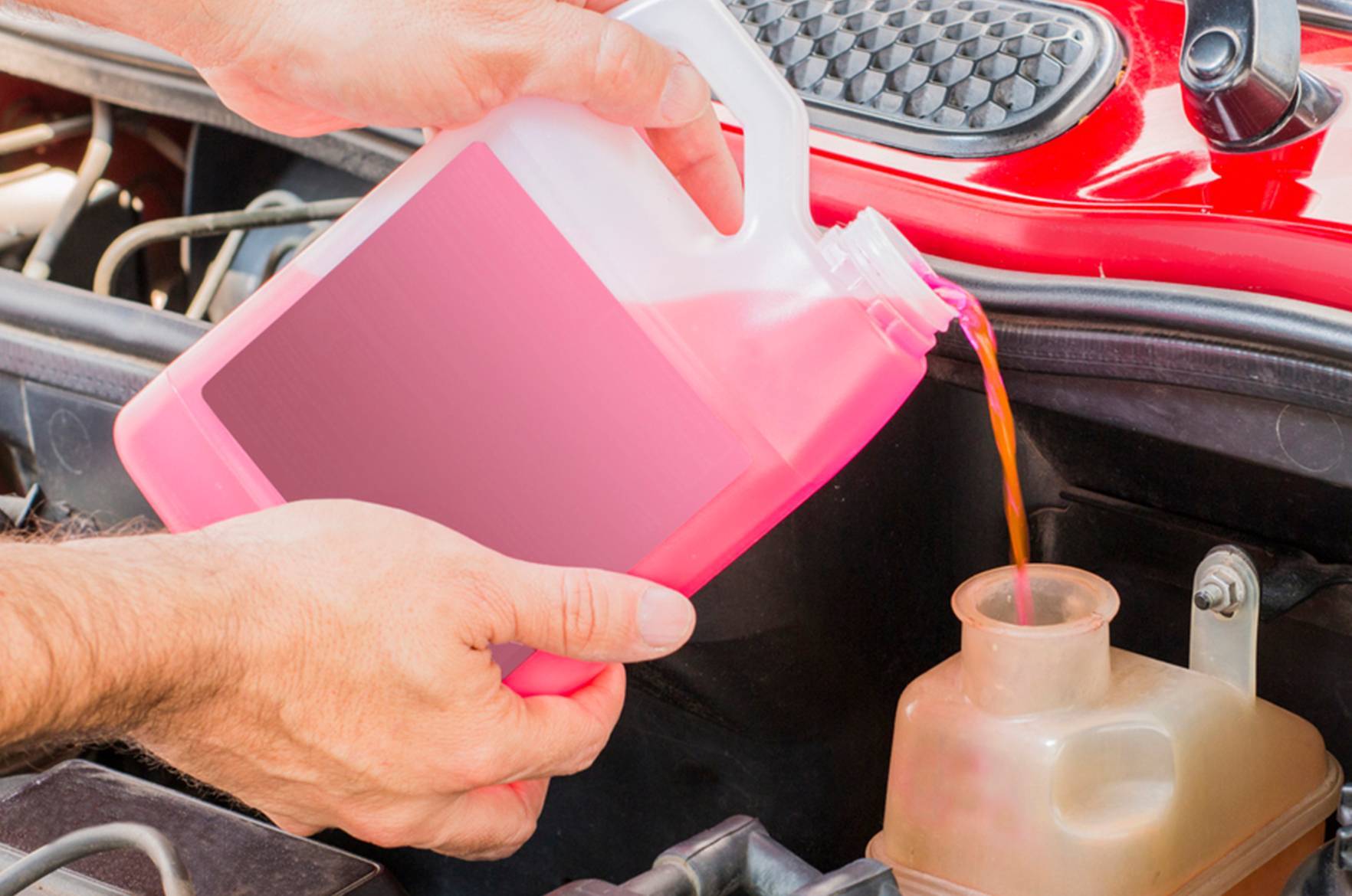Розовая жидкость в машине что это: Как определить, какая жидкость вытекает из вашего авто - Лайфхак