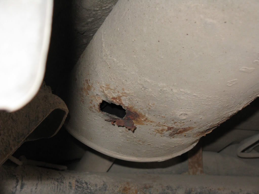 Чем заделать глушитель без сварки: Средства для ремонта выхлопной системы без сварки и замены
