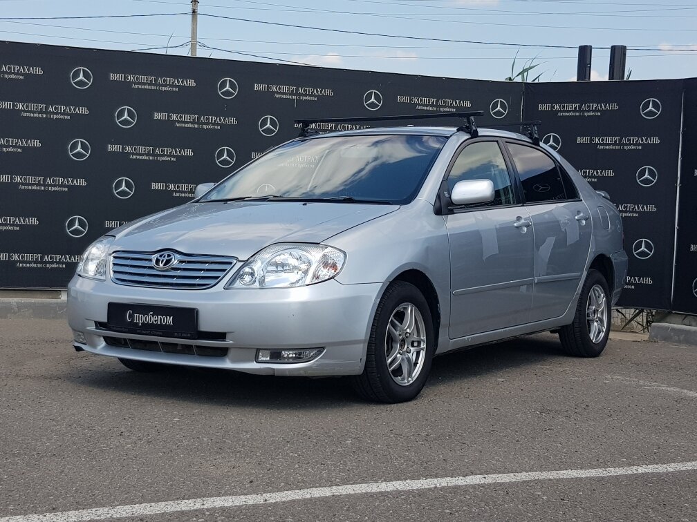 Toyota Corolla 2003. Corolla e120 седан 2003.