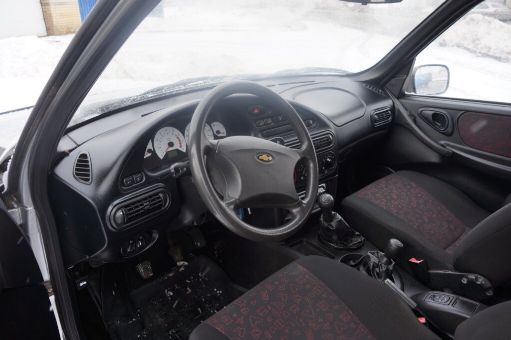 Салон шевроле нива фото: Фото Chevrolet Niva - фотографии, фото салона Chevrolet Niva, I рест. поколение