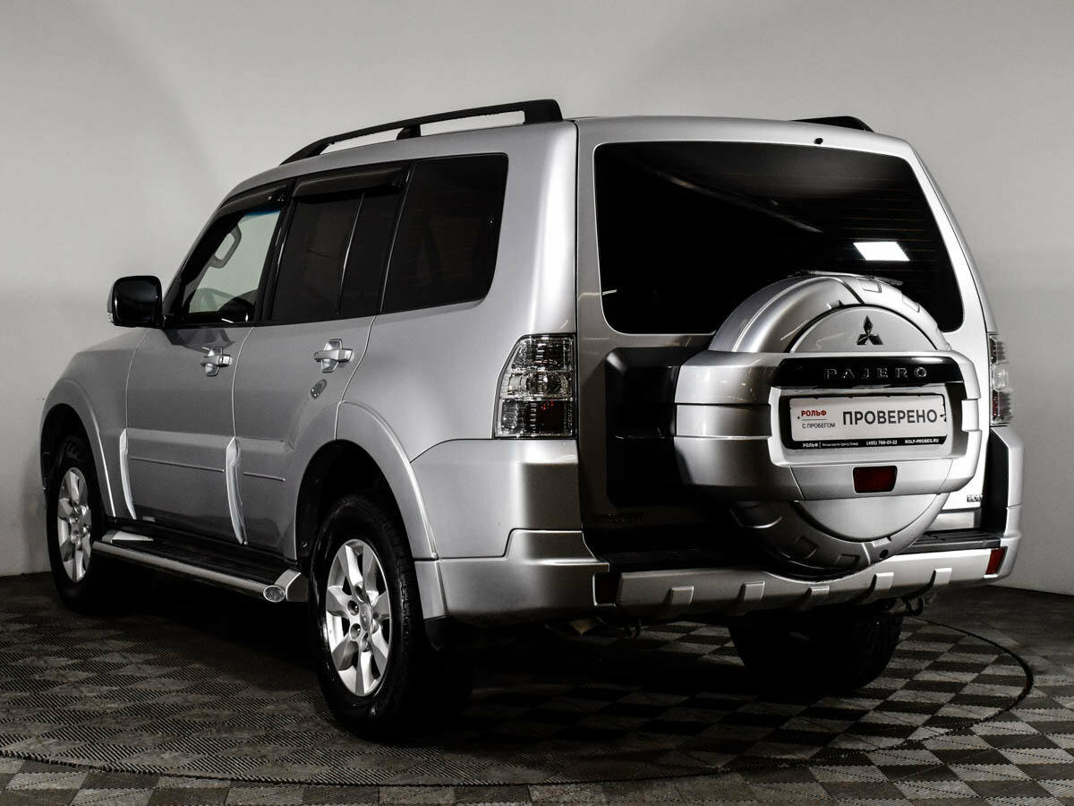 Pajero 4 фото: Фото Mitsubishi Pajero (2006 - 2015)