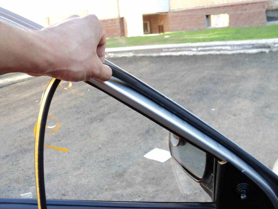 Ремонт уплотнителя двери автомобиля: Ремонт уплотнителей дверей автомобиля – как сделать, что для этого понадобится