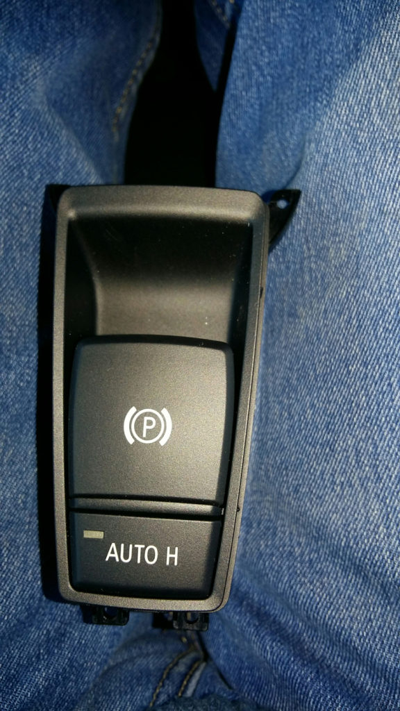 Auto hold что это – Что значит кнопка AutoHold и как ей пользоваться
