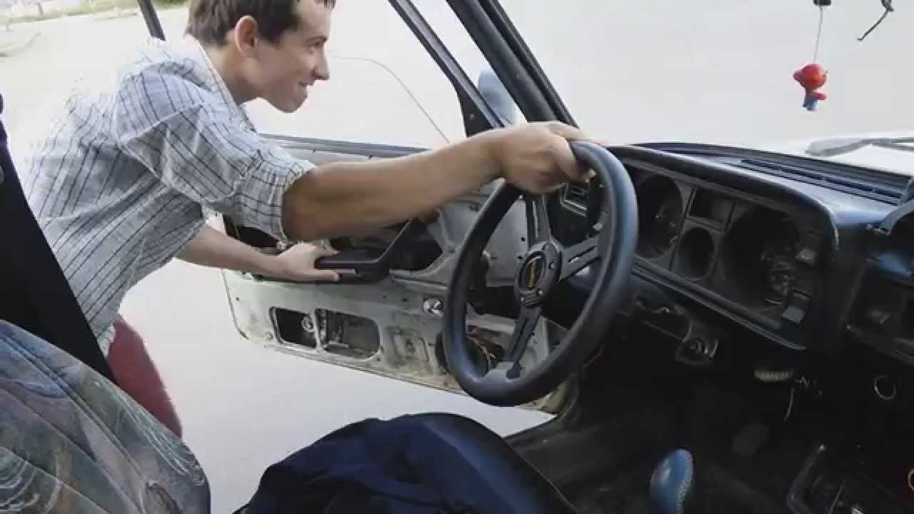 Как завести автомобиль с толкача: Как завести машину с толкача: порядок действий