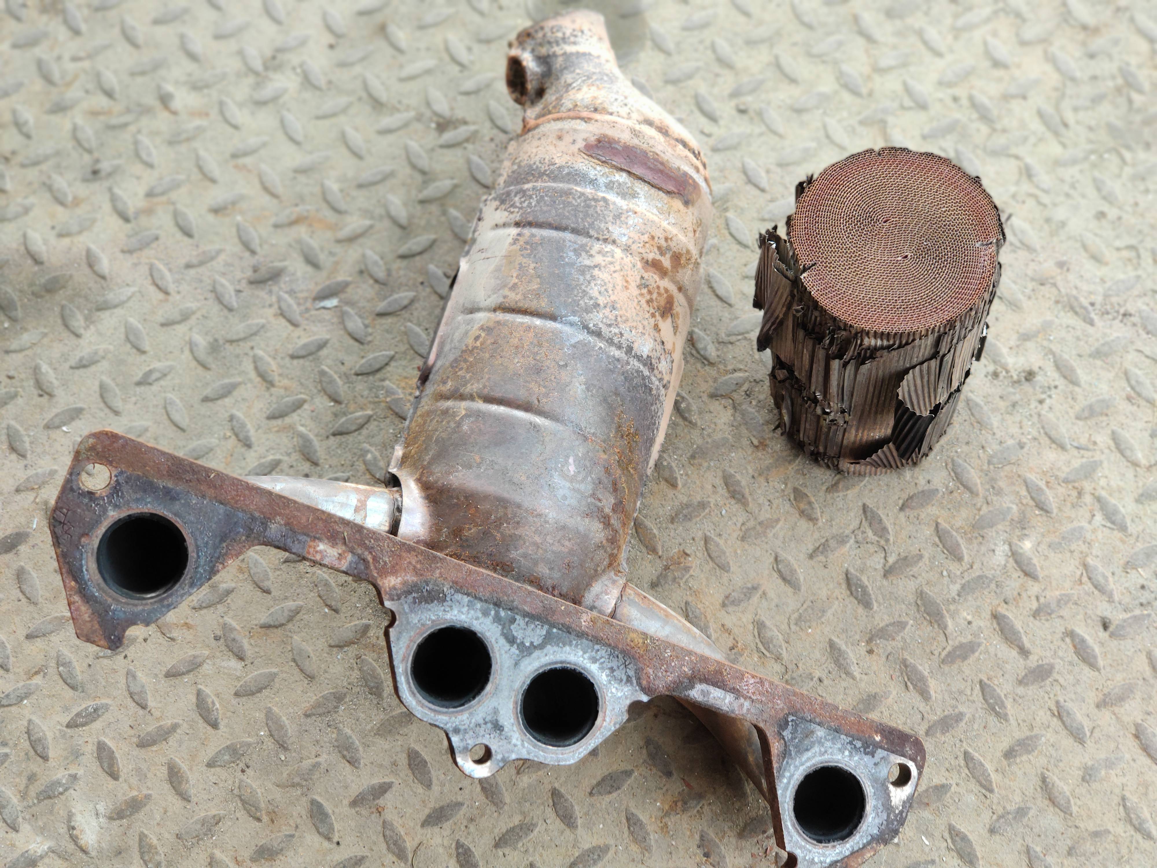 Куда сдать старый катализатор от авто: Куда сдать катализатор | Сдать катализатор, прием и скупка катализаторов БУ дорого