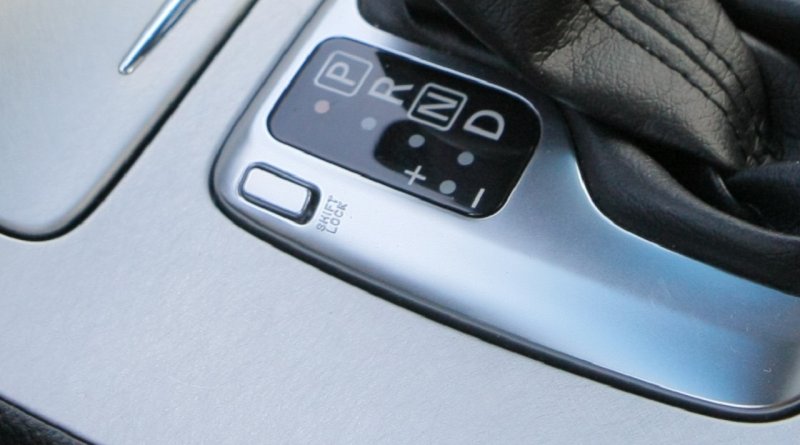 Для чего в коробках «автомат» режим SHIFT LOCK или SHIFT LOCK RELEASE и как им правильно пользоваться?