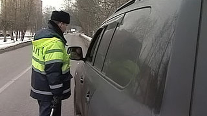 Штраф за езду по тротуарам: Какой штраф ГИБДД за езду по тротуару в 2021 году, за движение на машине по пешеходной дорожке