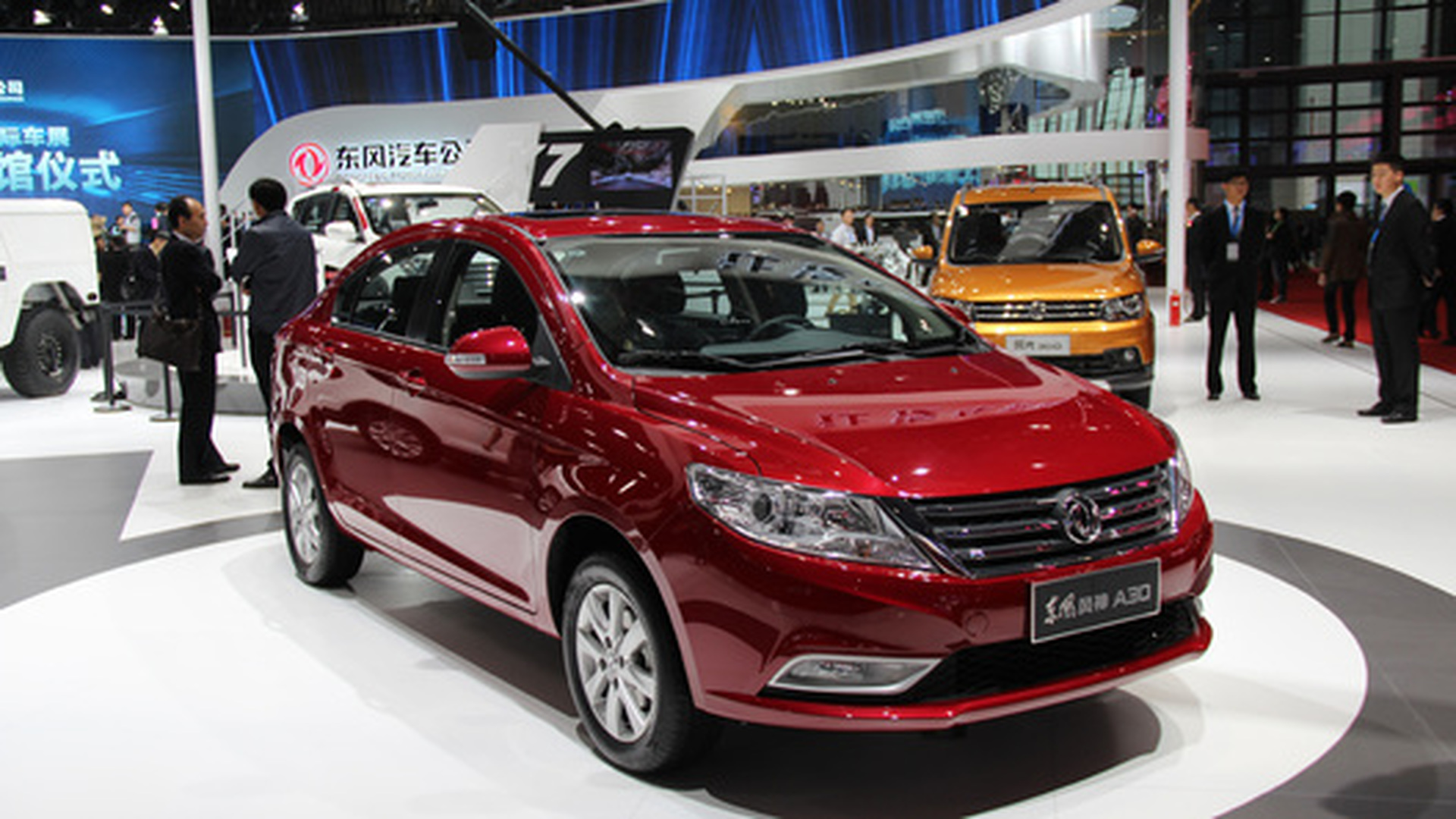 Дешевые китайские автомобили. Dongfeng 16. Легковой Донг Фенг. Dongfeng a30 2022. Dongfeng/Донгфенг 1504.