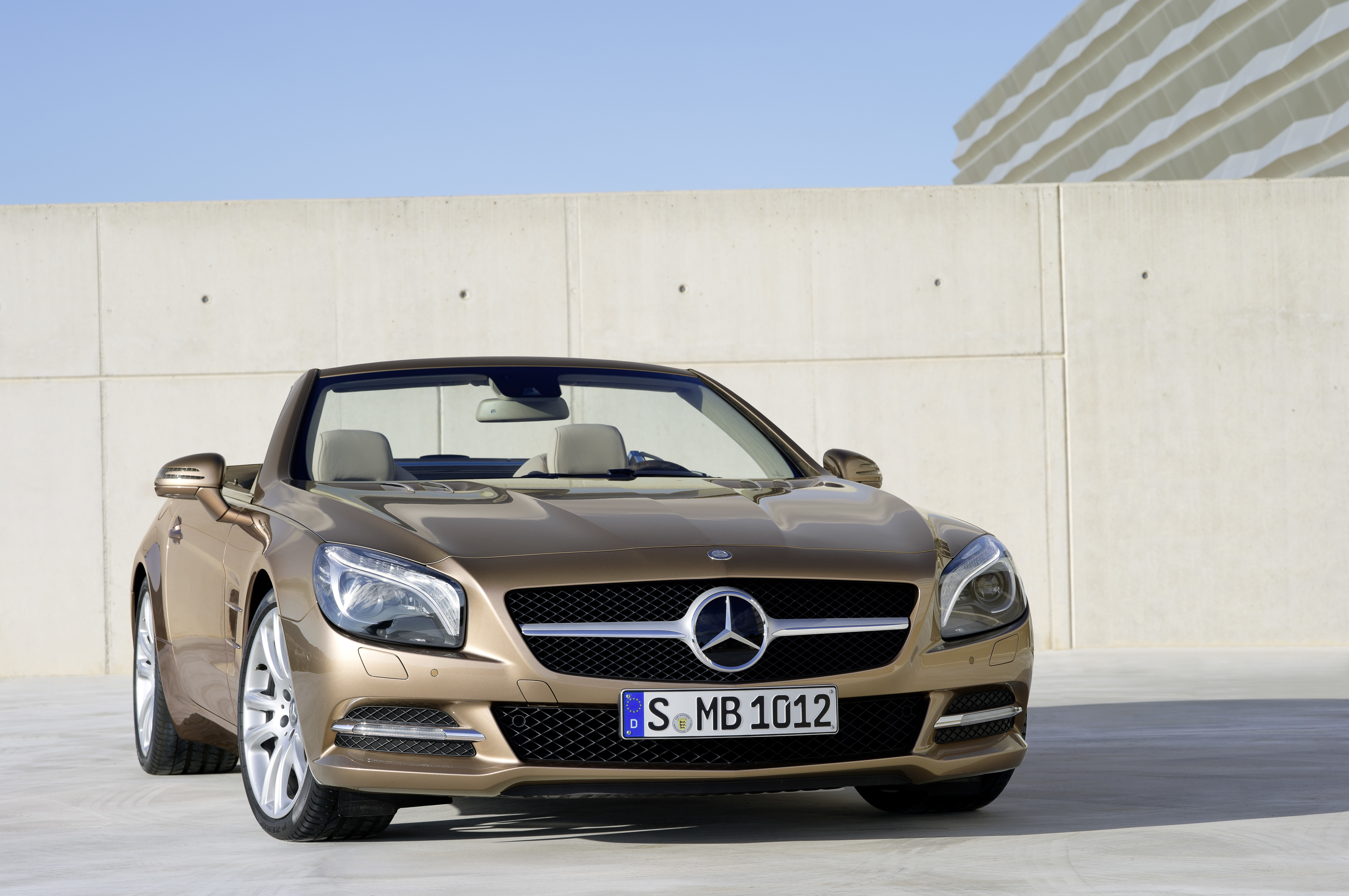 Автомобили мерседес фото. Mercedes Benz sl500 2012. Мерседес SL джип. Mercedes Benz 231. Mercedes sk 500 2013.