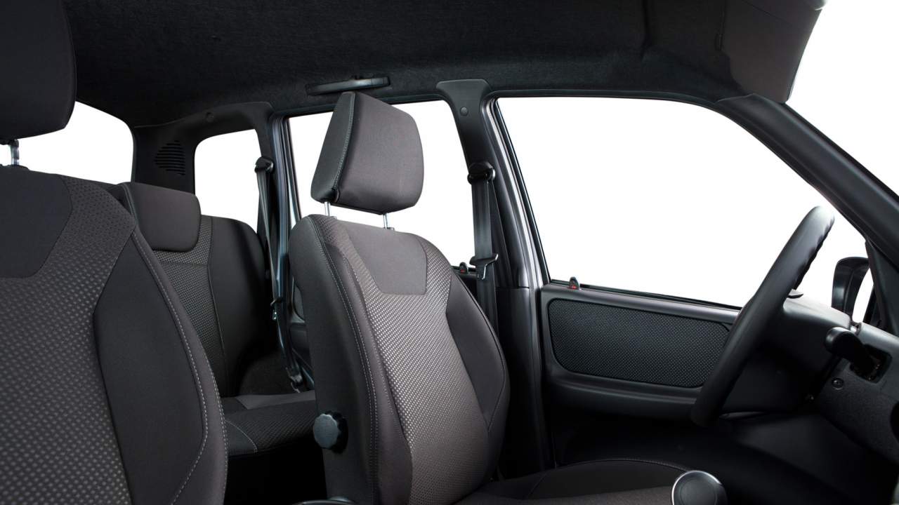 Салон шевроле нива фото: Фото Chevrolet Niva - фотографии, фото салона Chevrolet Niva, I рест. поколение