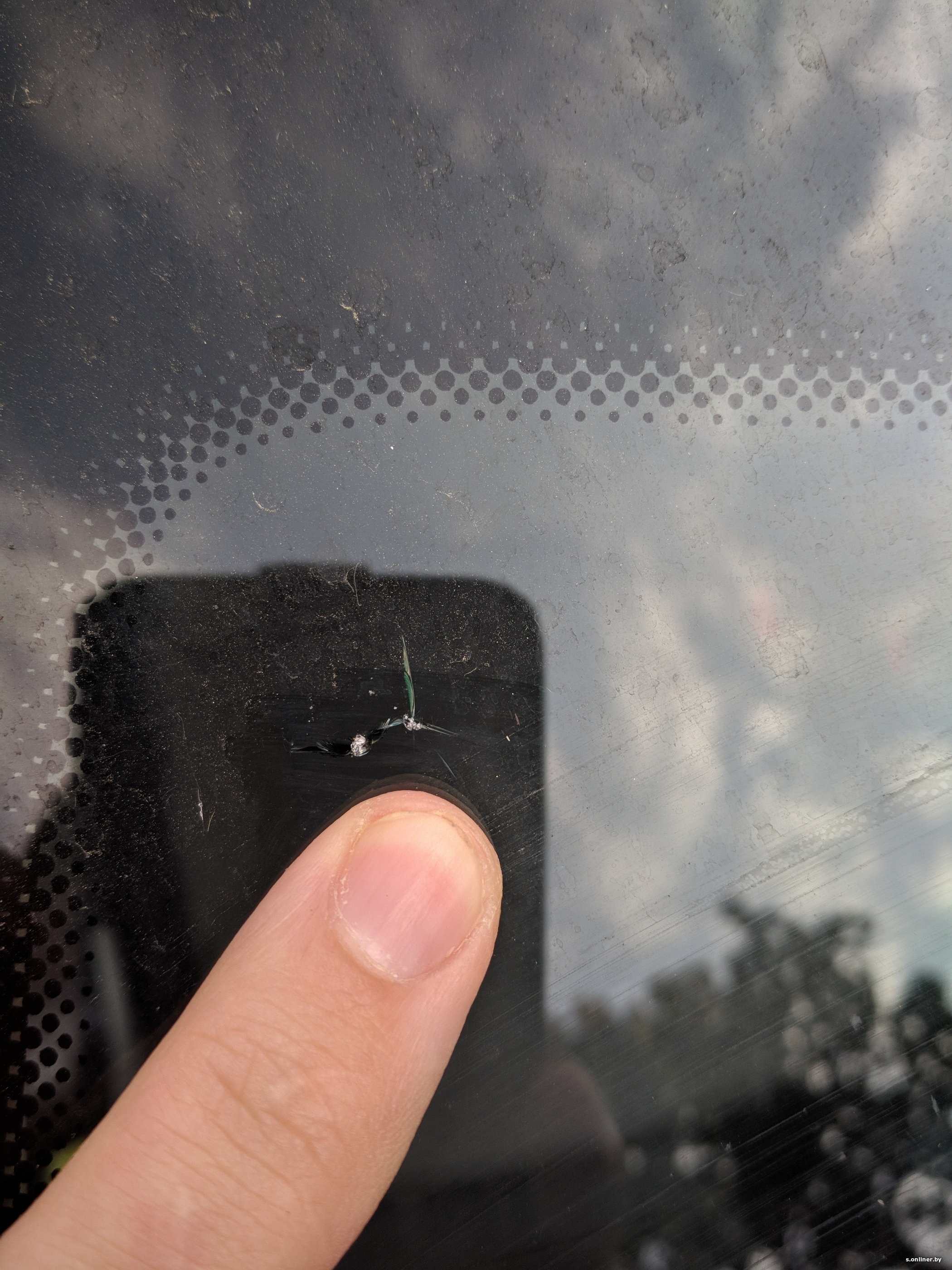 Царапина на лобовом стекле как убрать: Как убрать царапины с лобового стекла автомобиля. Глубокие и мелкие царапины