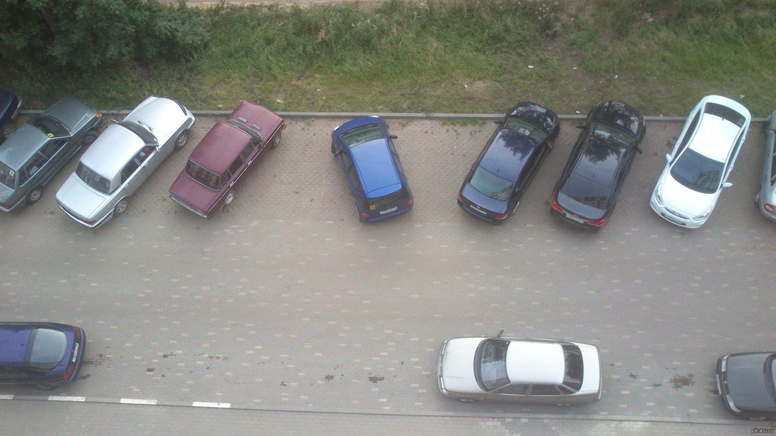 Что делать если перегородили машину во дворе: Что делать, если машину заперли на парковке :: Autonews