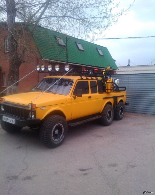 Прицеп из нивы: В сети показали оригинальный прицеп из LADA 4x4