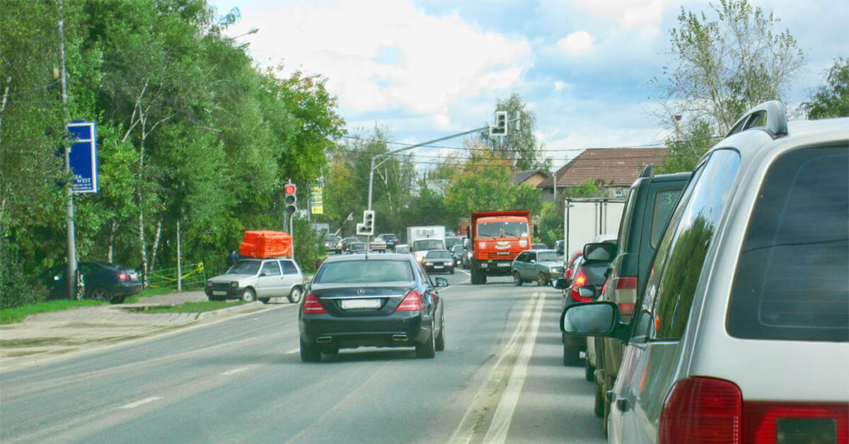 Штраф за езду по тротуарам: Какой штраф ГИБДД за езду по тротуару в 2021 году, за движение на машине по пешеходной дорожке