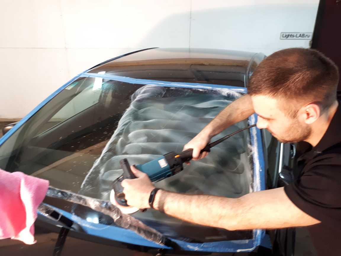 Как полирнуть стекло: Как самому и без затрат отполировать затертые стекла автомобиля