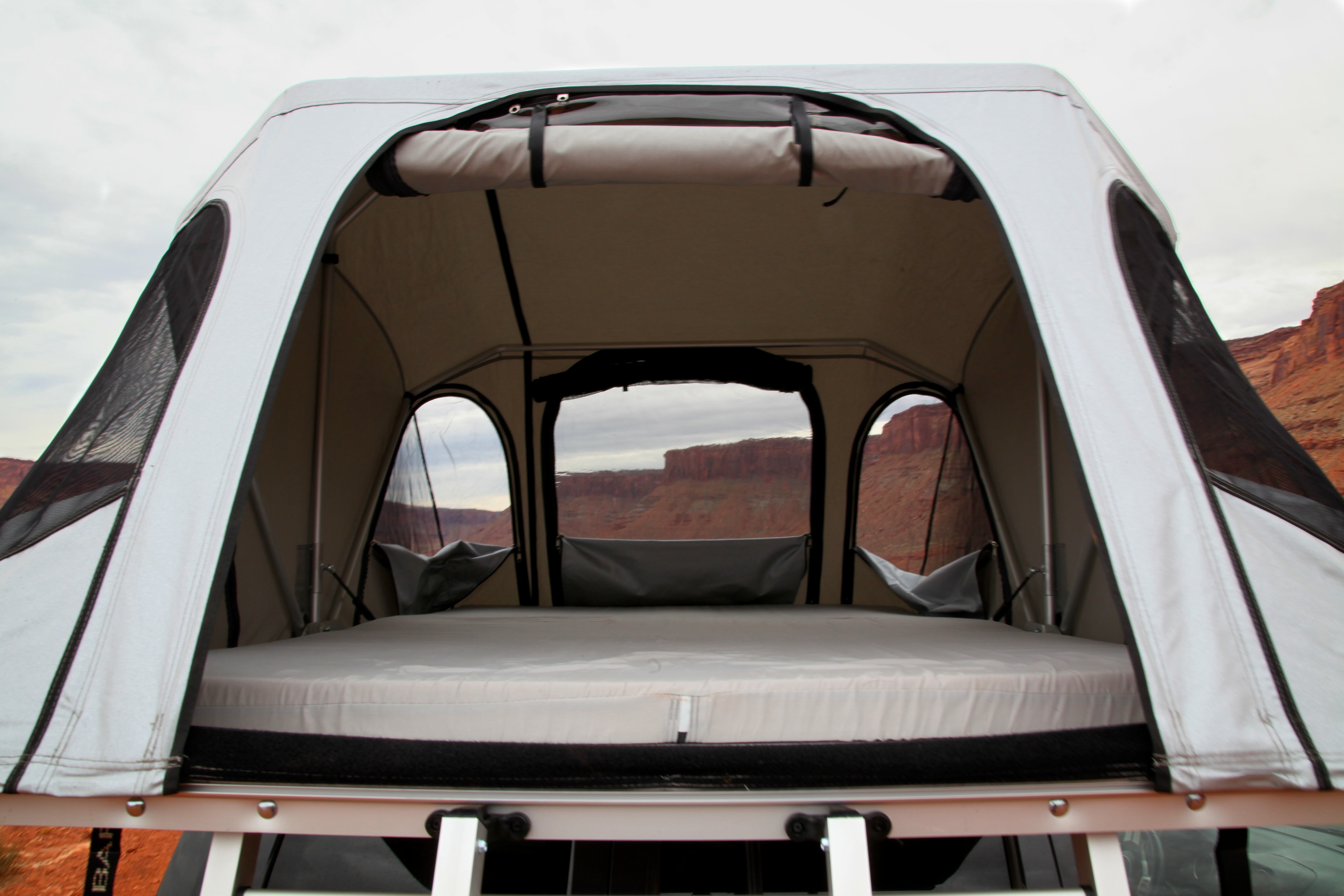 Автопалатки james baroud: Палатки на крышу автомобиля James Baroud - Отличная палатка на крыше! А маркизу я бы выбрал другую :) #палатканакрышуавтомобиля #автопалатка #jamesbaroud #кемпинг #маркизаавтомобильная #Toyota