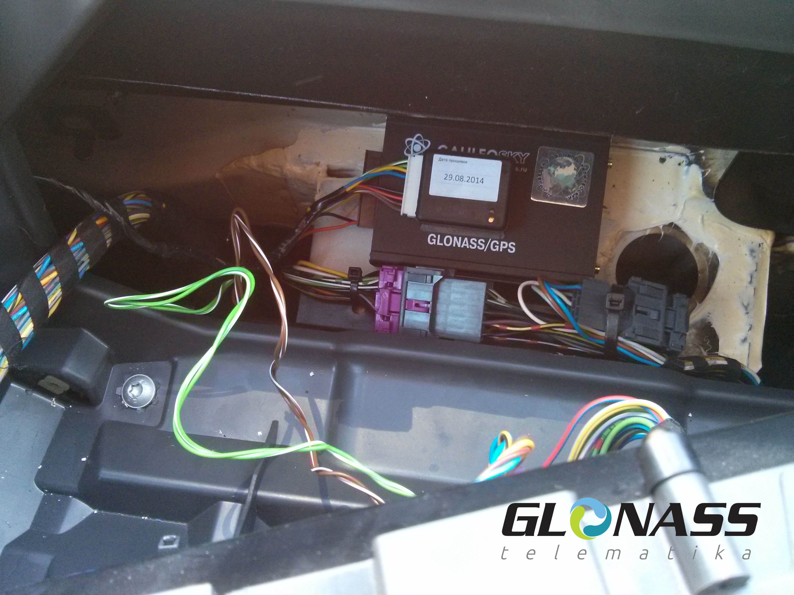 Как подключить глонасс на автомобиле: Как подключить ГЛОНАСС на автомобиле своими руками?