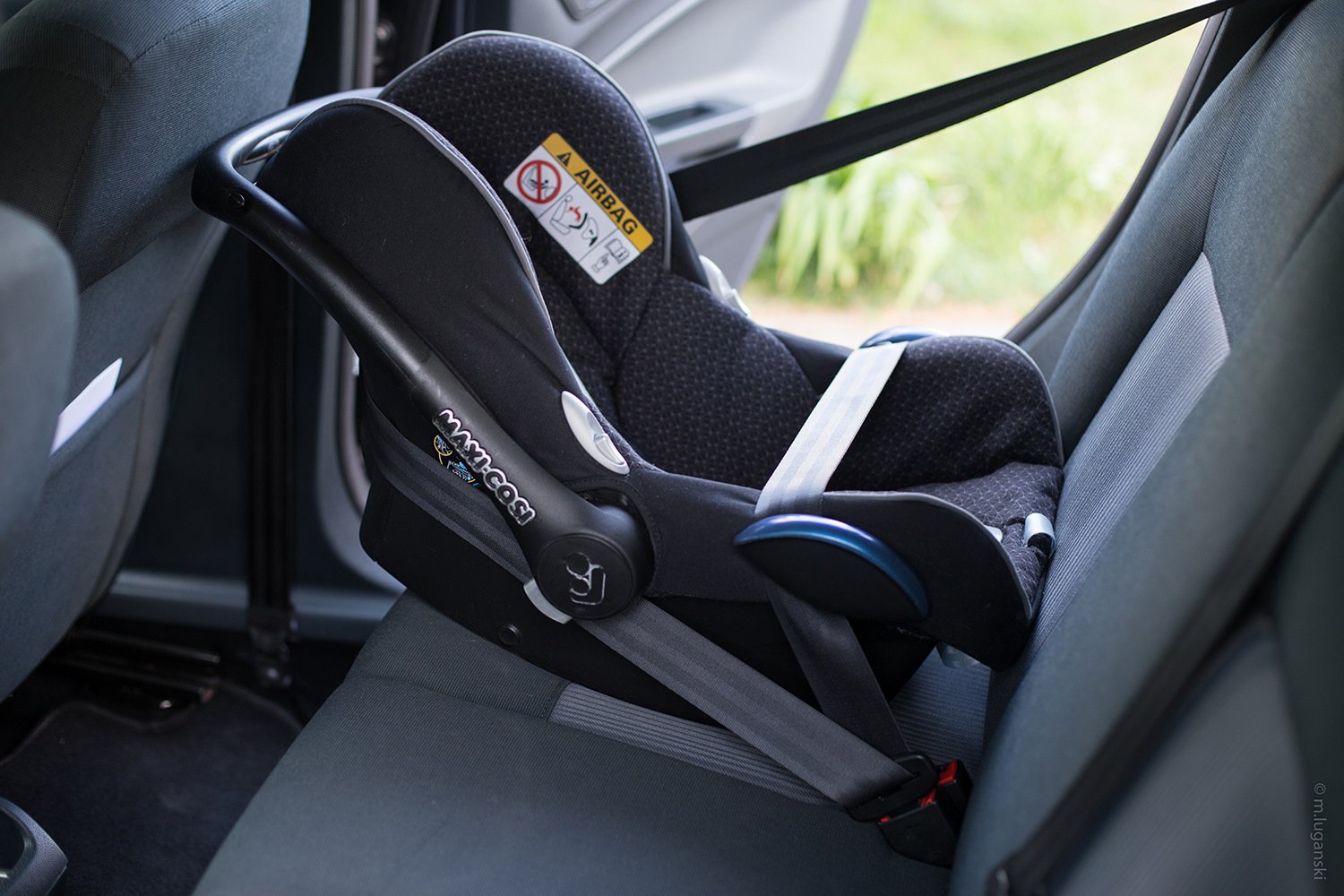 Установка детского автокресла в машину: Как установить автокресло в машину, как правильно устанавливать детское автокресло