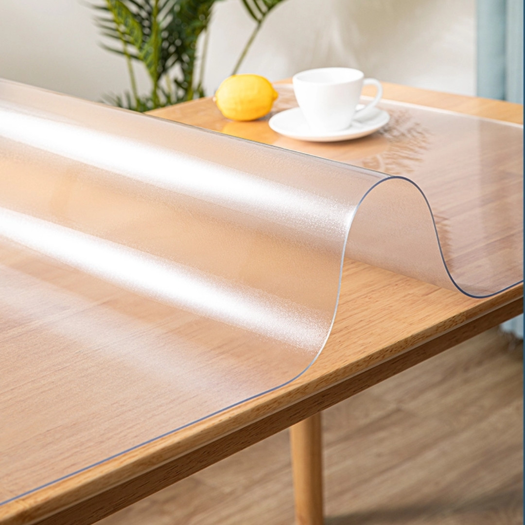 Силиконовая пленка: Силиконовая пленка на стол — 100% Прозрачная как стекло и в тоже время очень прочная защита стола